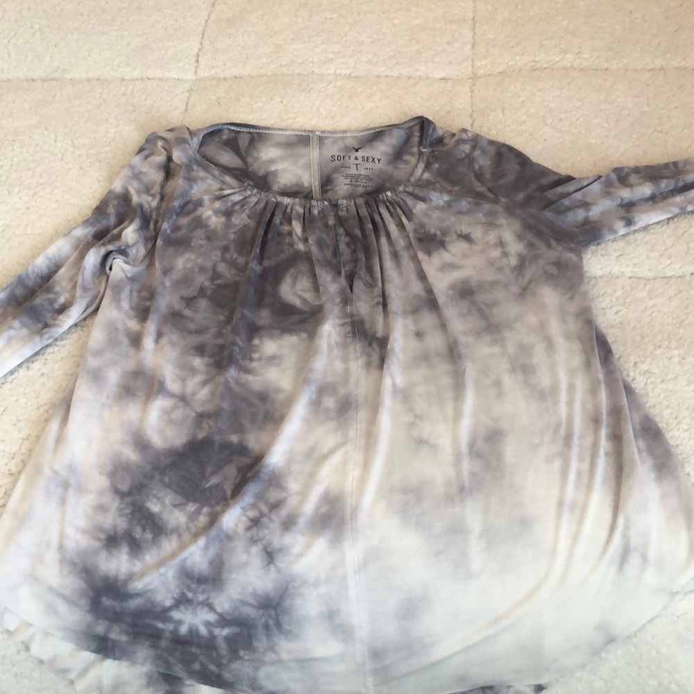 Soft and Sexy American Eagle blouse!!!